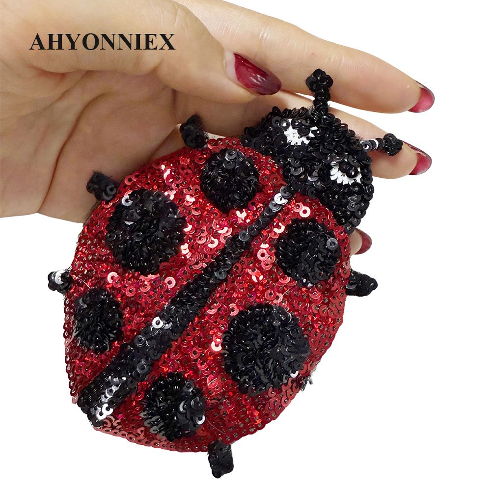 แพทช์ปักเลื่อมลายผีเสื้อเลดี้บ - Embroidery Lady Bug บทวิจารณ์และราคา