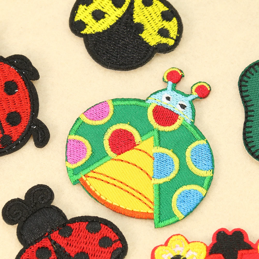 2ชิ้นการ์ตูนรูปเต่าทองสี่แฉกปั - Embroidery Lady Bug บทวิจารณ์และราคา